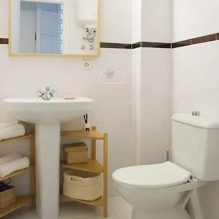 Cozy In A Typical Sevillian Patio House Appartement